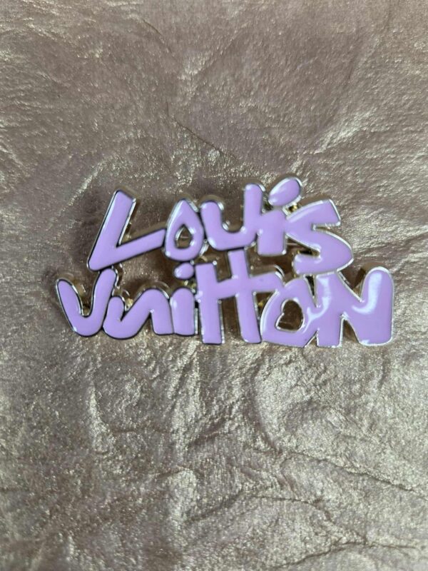 Legendary Marie Brooches 7