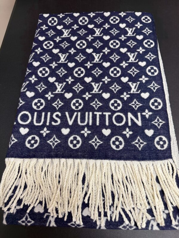 Elegant Statement Scarfs for Every Season - Legendary Marie Designs 13