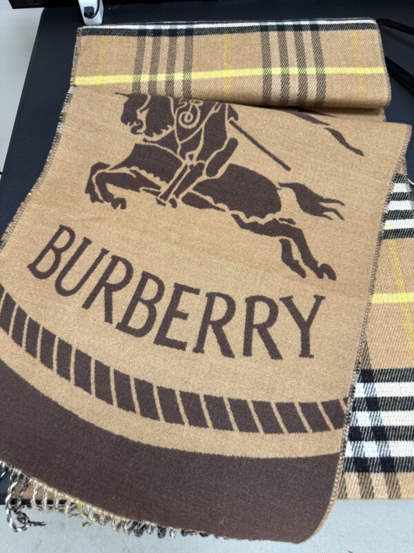 Elegant Statement Scarfs for Every Season - Legendary Marie Designs 17