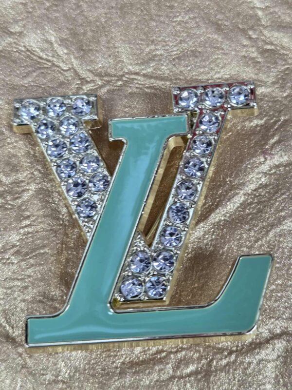 Legendary Marie Brooches 11